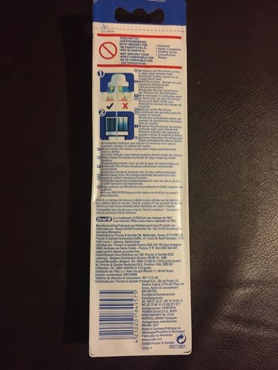 Oral B Floss Action replacement Brush heads Brand New free post