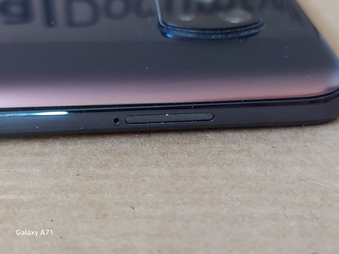 6 Mobile Phones for parts or repair, not powering on