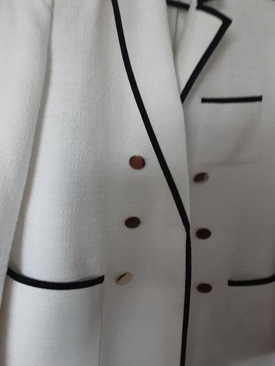 ladies jcream /Black trimmed jacket
