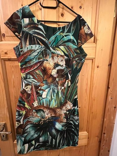 Beautiful Smashed Lemon Leopard Dress size 12