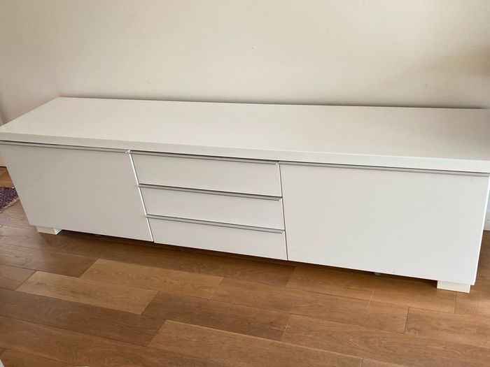 Ikea Tv Bench High Gloss White