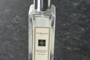 Jo Malone English Pear and Freesia perfume
