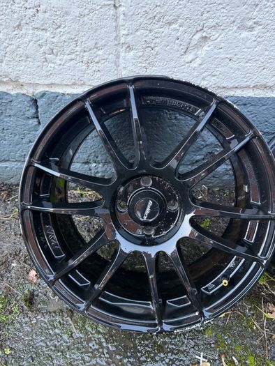Calibre Gram light Suzuka Alloys