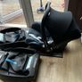 Maxi Cosi car seat + 2 iso fix bases Image 2