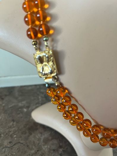 amber necklace