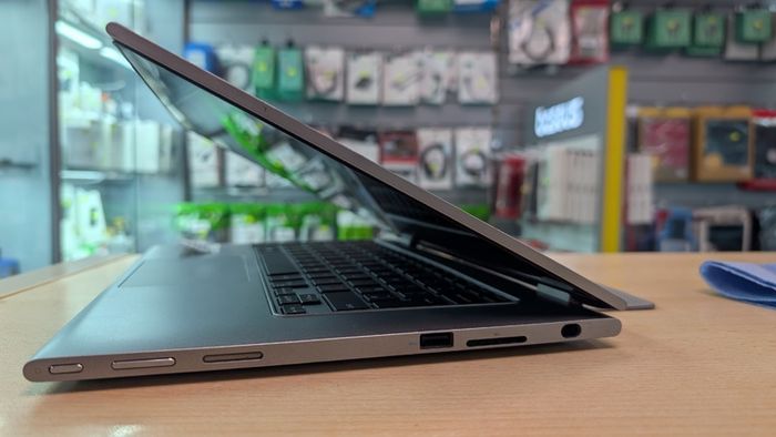 Dell Inspiron 13 7359