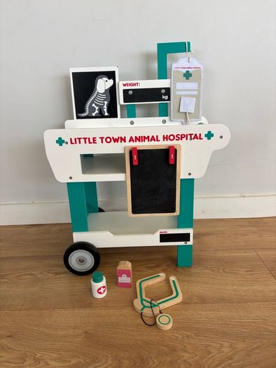 Wooden animal hospital