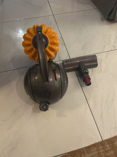 Dyson vacuum cleaner