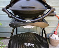 Weber Q2200 bbq