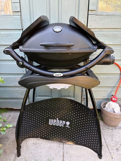 Weber Q2200 bbq