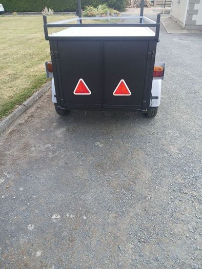 Trailer
