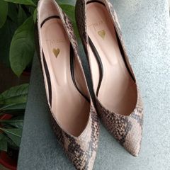 TO BE Genuine Leather Snake Prints Heels