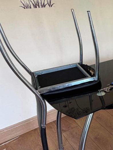 Table & 4 chairs free
