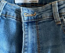 Bershka - Skinnies High Rise - Size 38 UK