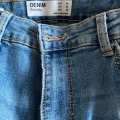 Bershka - Skinnies High Rise - Size 38 UK