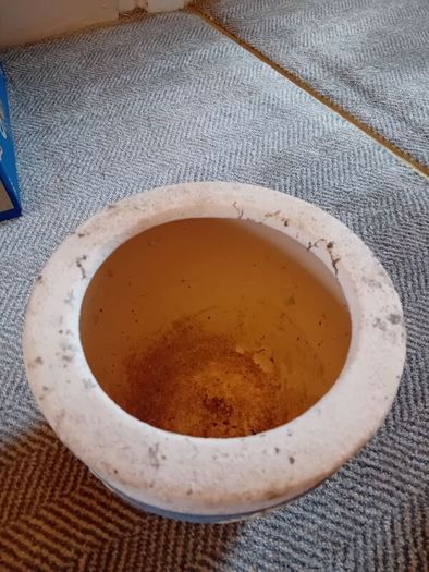 2 x vintage pots