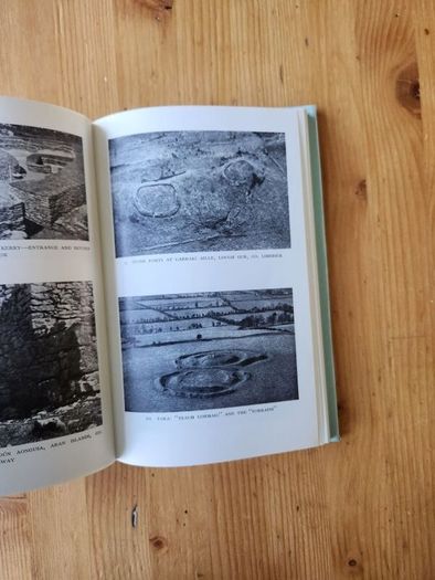Antiquities Of The Irish Countryside.  By Sean P. Riordain. Hardback With Dustjacket In Good Condition.