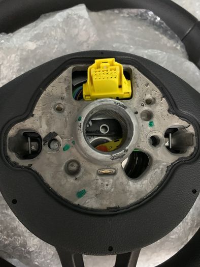 vw t6 stering wheel with airbag 2016 and up
