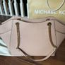 micheal kors handbag Image 3