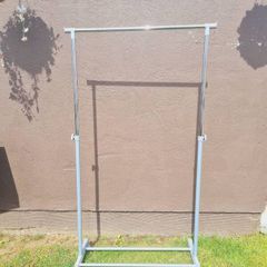 clothes rail