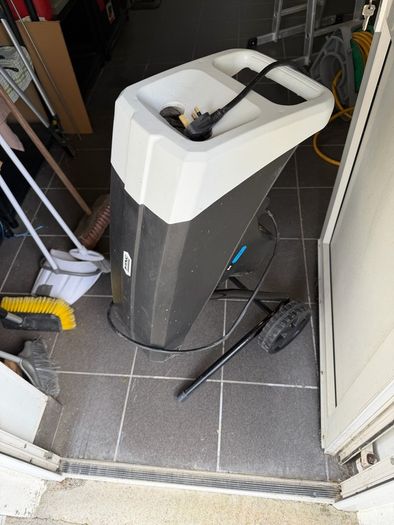 Mcallistar garden shredder