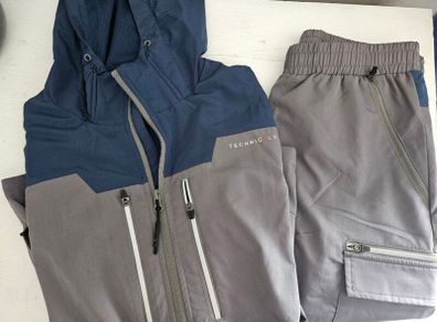 Bergaus and technical tracksuits