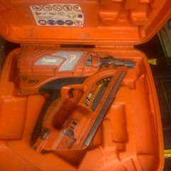 First fix nail gun