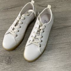 White (Zara) shoes size 6 (39)
