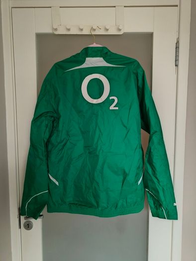 Vintage 2010 Puma Ireland Rugby Union (IRFU) windbreaker top
