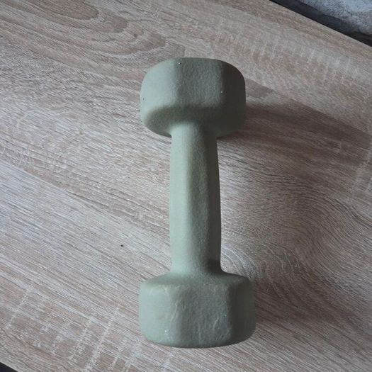 One 3kg Reebok Dumbell