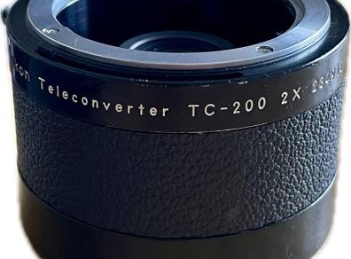 Nikon TC-200 2X AI teleconverter, vgc