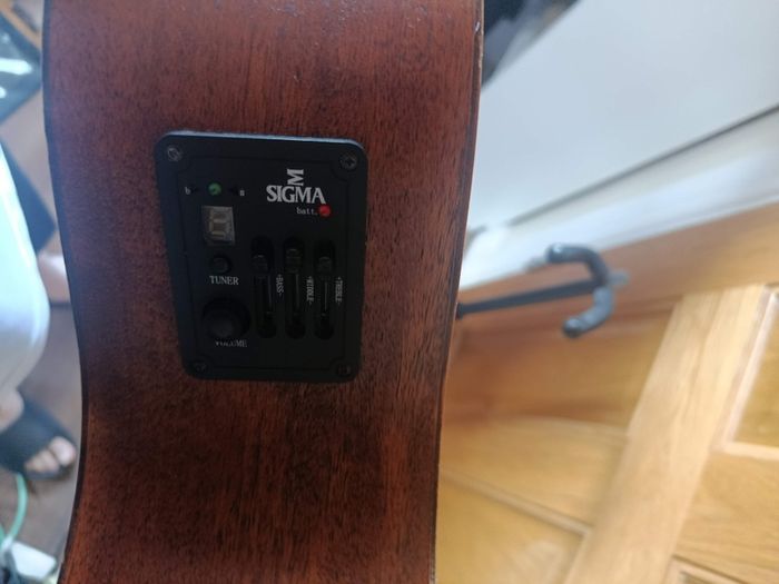 acoustic guitar