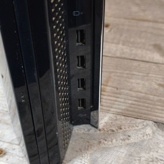 playstation 3 backwards compatible 1TB VGc for its age bundle