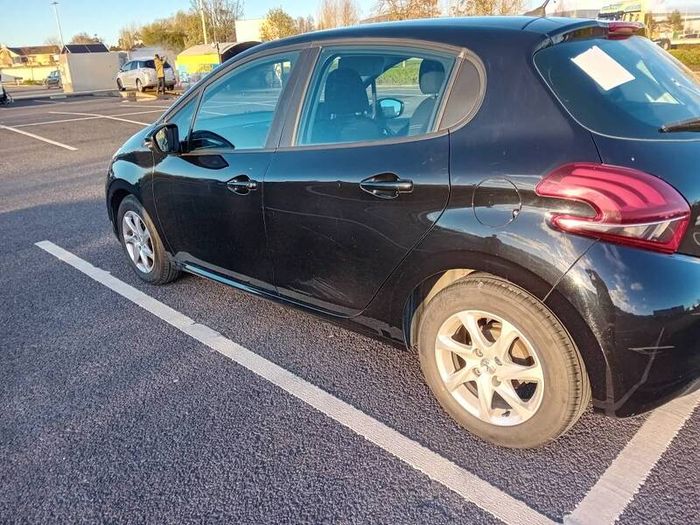 2016 Peugeot 208