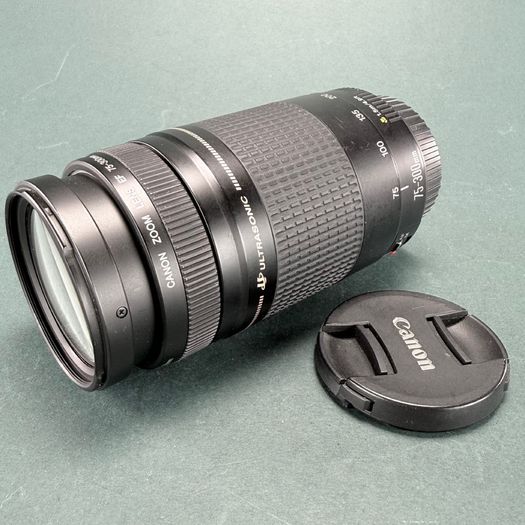 Canon Eos Rebel XSi with zoom lens and more