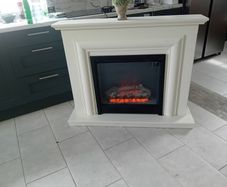 Avensis timber Electric Fireplace