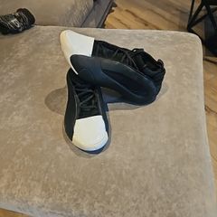 basketball shoes