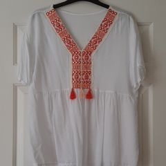 White summer top with pretty embroidery