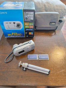Sony Cyber-shot DSC-P72 boxed collection or buyer pays for shipping
