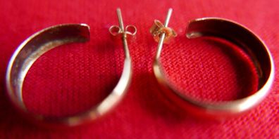 Vintage 9K Gold 375  Shiny Open End Round Hoop Earrings 1,32g