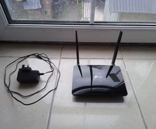 4G LTE  Wi-Fi / Cable router