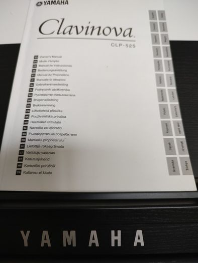 Yamaha Calvinova CLP-525 Piano