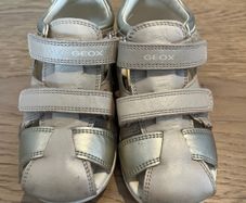 GEOX girls shoes 25