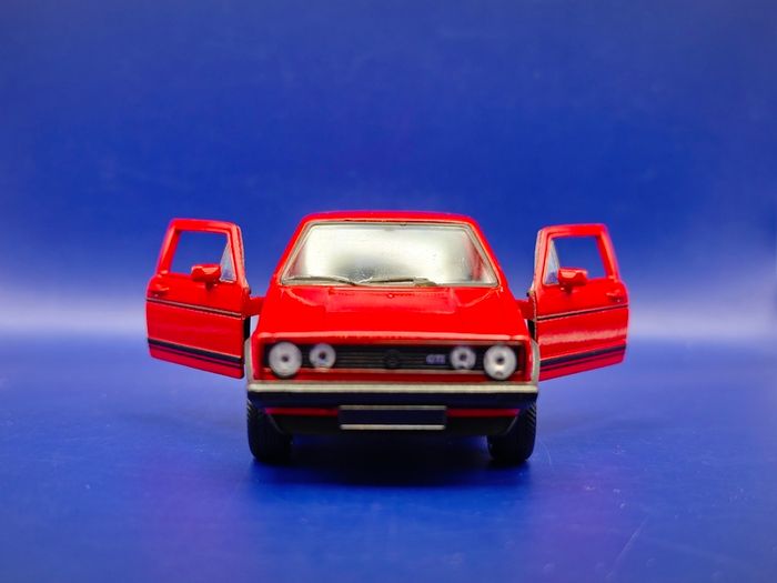 Welly Volkswagen Golf GTI mk1, used mint.
