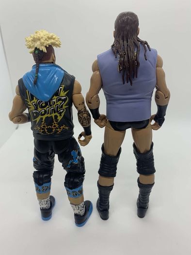 wwe elite series 49 Big Cass & Enzo Amore action figures
