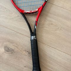 tennis racket