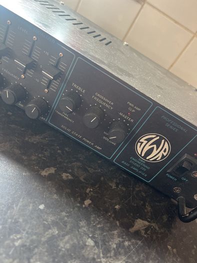 SWR STUDIO 220 vintage bass head amplifier
