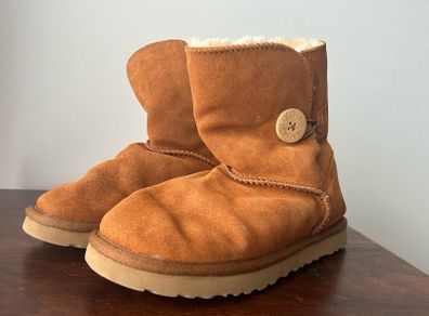 Ugg Ankle Boots with Button
