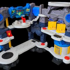 Imaginext Super Surround Batcave Playset with 3 Figures (Working Lights & Sounds)