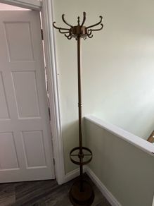 coat stand